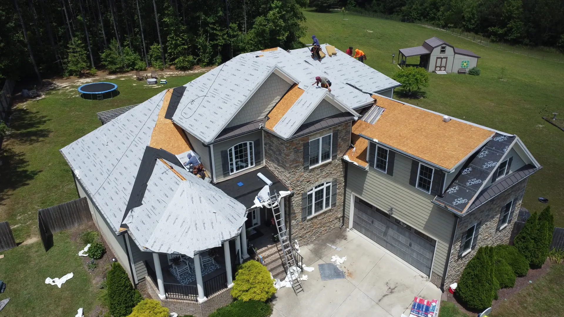 home page skybird roofing